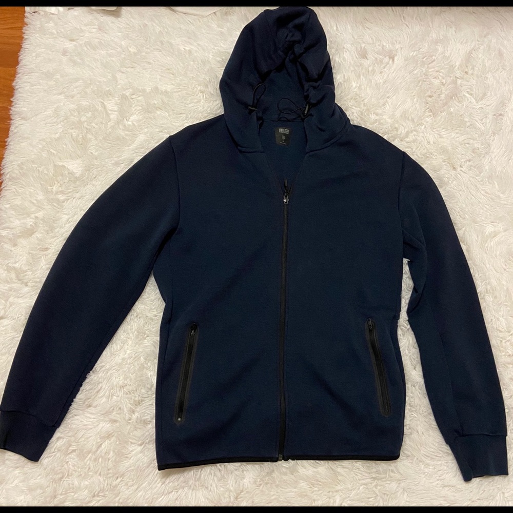 Men XL UNIQLO Navy Blue Sweater